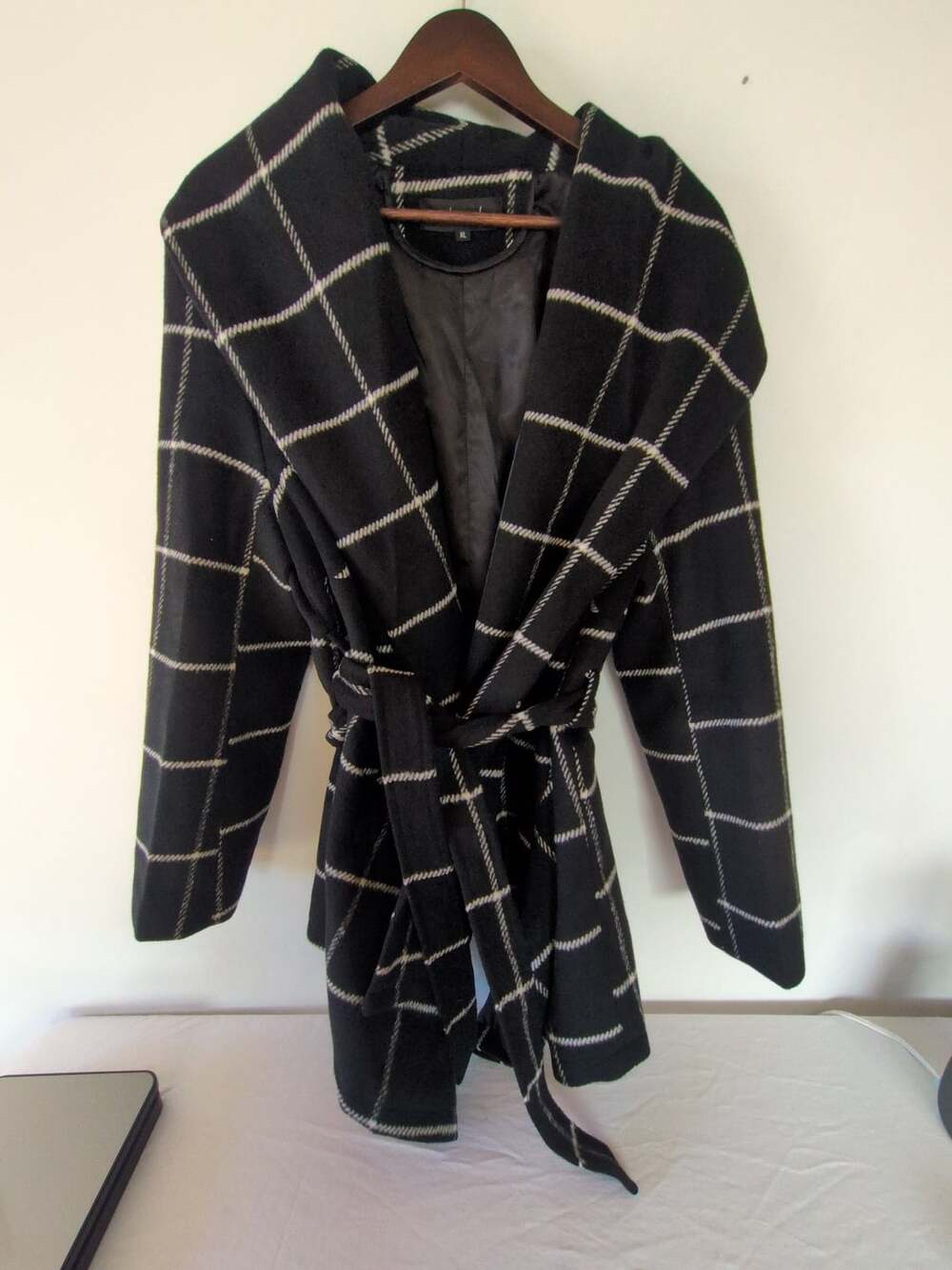 Chicwish Prairie Grid Rabato Coat Size XL Black Plaid Belted Shawl Collar
